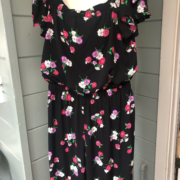 Express off the shoulder black floral lined jumpsuit elastic waist NEW - Picture 9 of 14